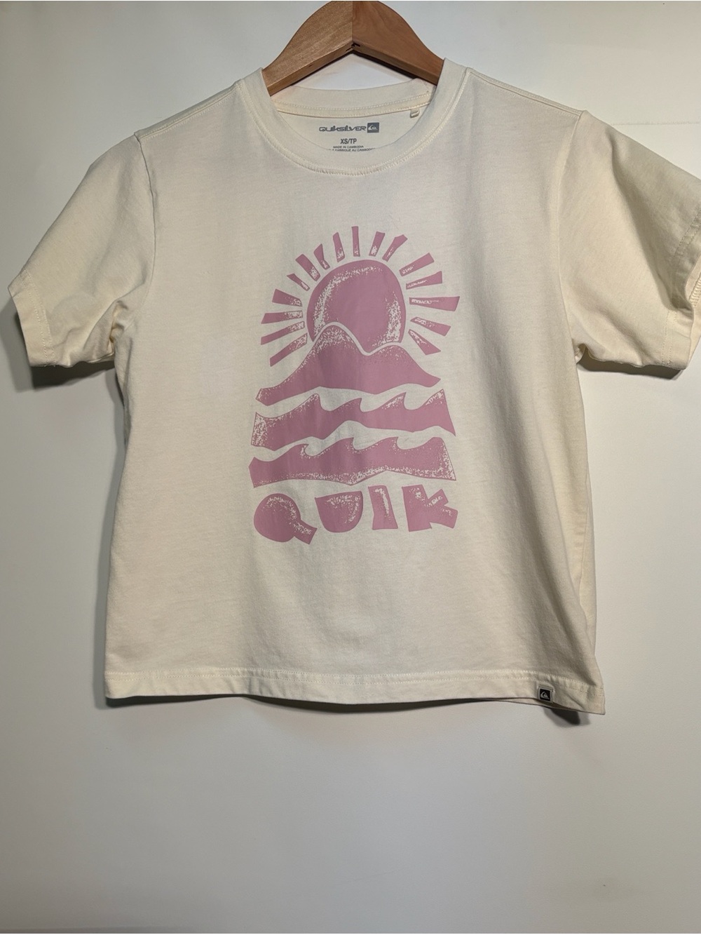Quiksilver Cream Short Sleeve Tee with Pink Sun & Wave Graphic